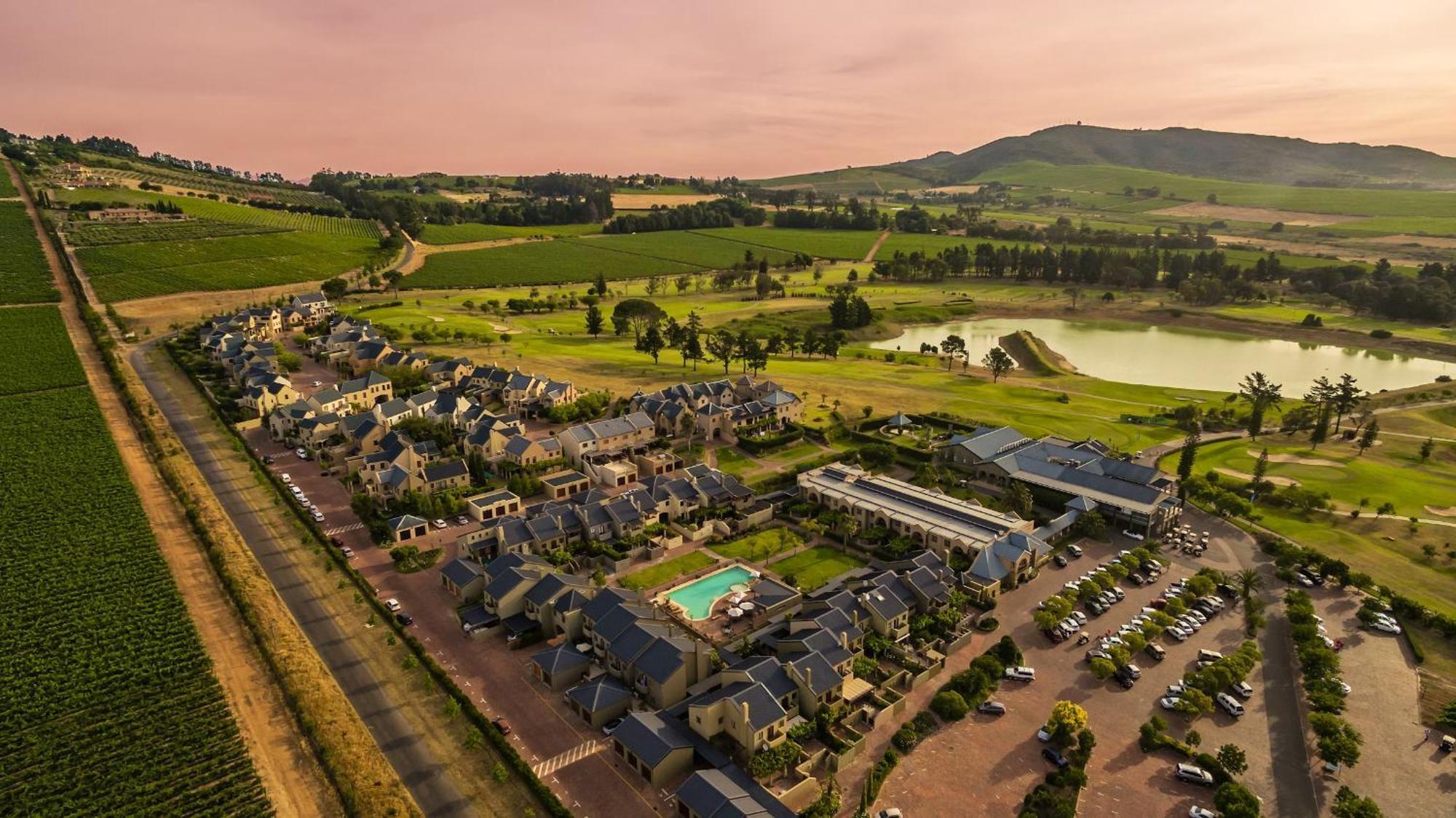 Готель Devonvale Golf & Wine Estate Стелленбос Екстер'єр фото
